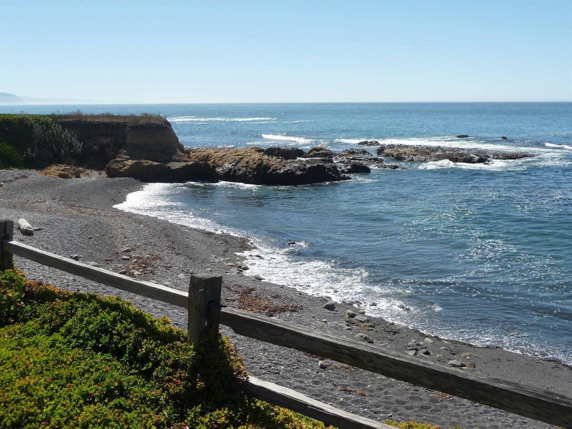 Shelter Cove The Oceanfront Inn מראה חיצוני תמונה